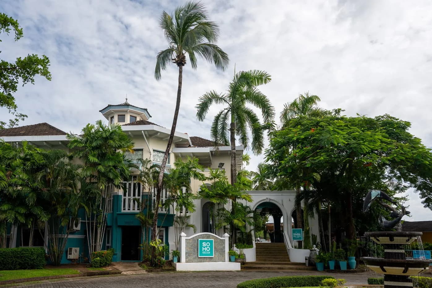 Restaurants in Koh Kaew Phuket: Where to Eat Near Boat Lagoon Marina in 2026